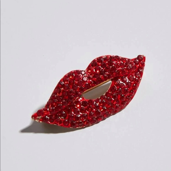 Red Lips Rhinestone Brooch - Picture 2 of 4